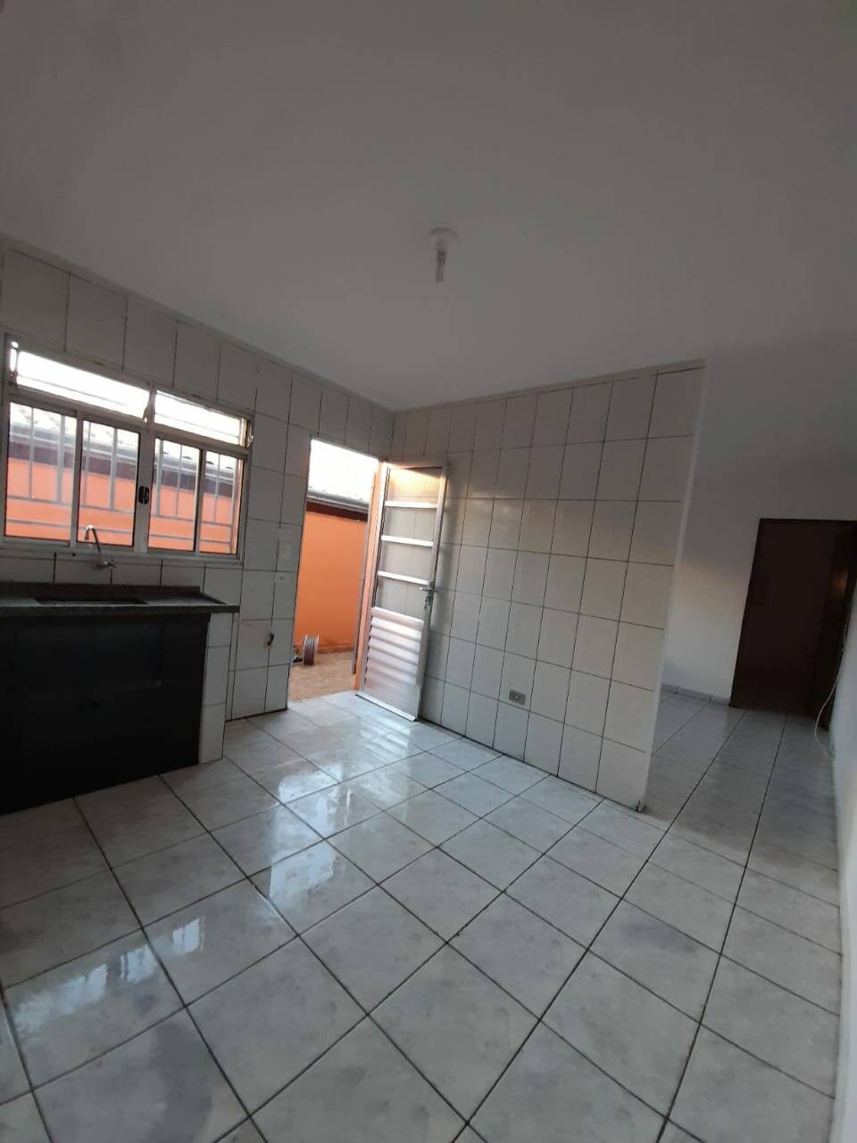 Casa à venda com 3 quartos, 110m² - Foto 6